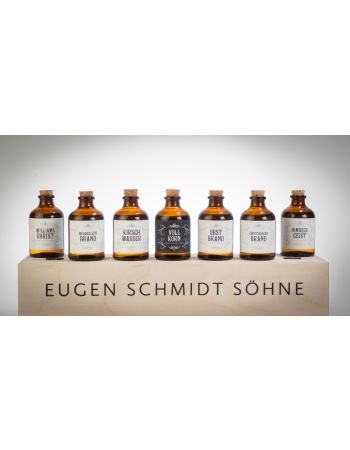 Holzkiste mit sieben Minis